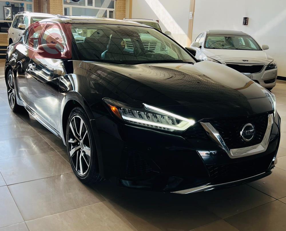 Nissan Maxima
